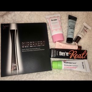 Brand new, high-end trial size beauty bundle!